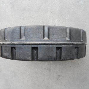 ШИНА МАСИВНАЯ 630/200-480 110706 6086.1 02.00.00 передние ЕВ 717 колесо литое , шина бандажная ( бескамерное )