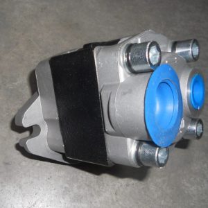Насос масляный 67120-16600-71 для погрузчика Toyota 62-8FD18