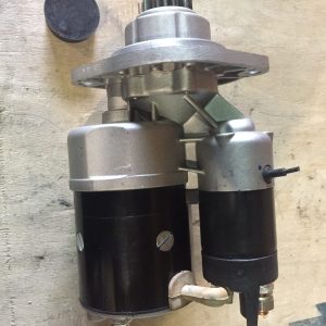 стартер с редуктором 3900k magneton оригинал , стартер для двигателя д 3900 , д 2500 9142.722 в2873383 , Стартер с редуктором для двигателя 2500 , 3900 Балканкар ZTZ-198-42722 12В / 2,8 кВт СЛОВАКИЯ