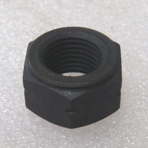 ГАЙКА 33221316 Д 3900 на шпильку ГБЦ